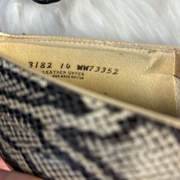 Magadesians Snake Leather Print Gold Trim Heels Sz 14 Wide Width - Picture 5 of 6